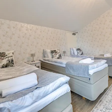 Hotel Radalla *