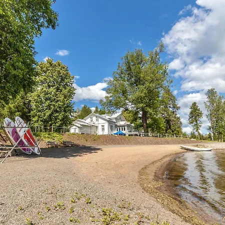 Hotel Radalla *